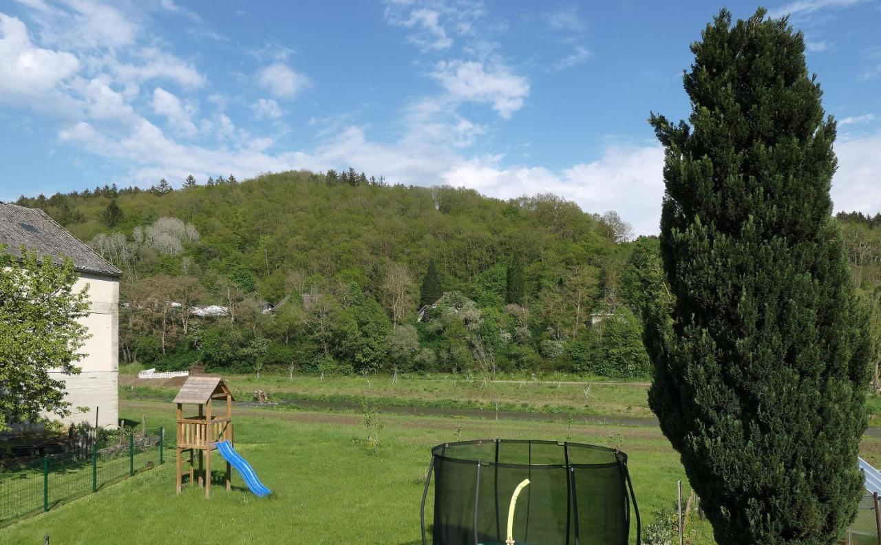 Ferienhaus Blick Zur Ahr Antweiler Exterior photo